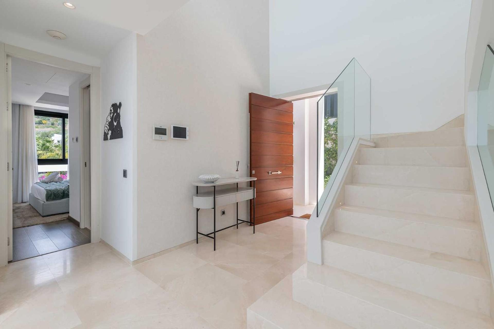 Jomo Villa