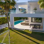 Villa Jomo